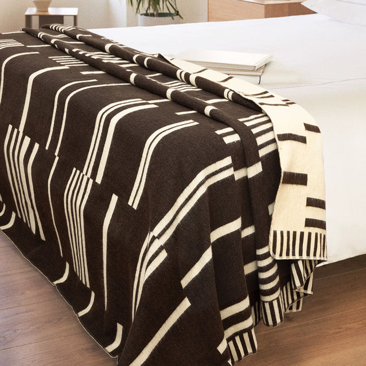 Clint Eastwood alpaca wool blanket – product photo 1