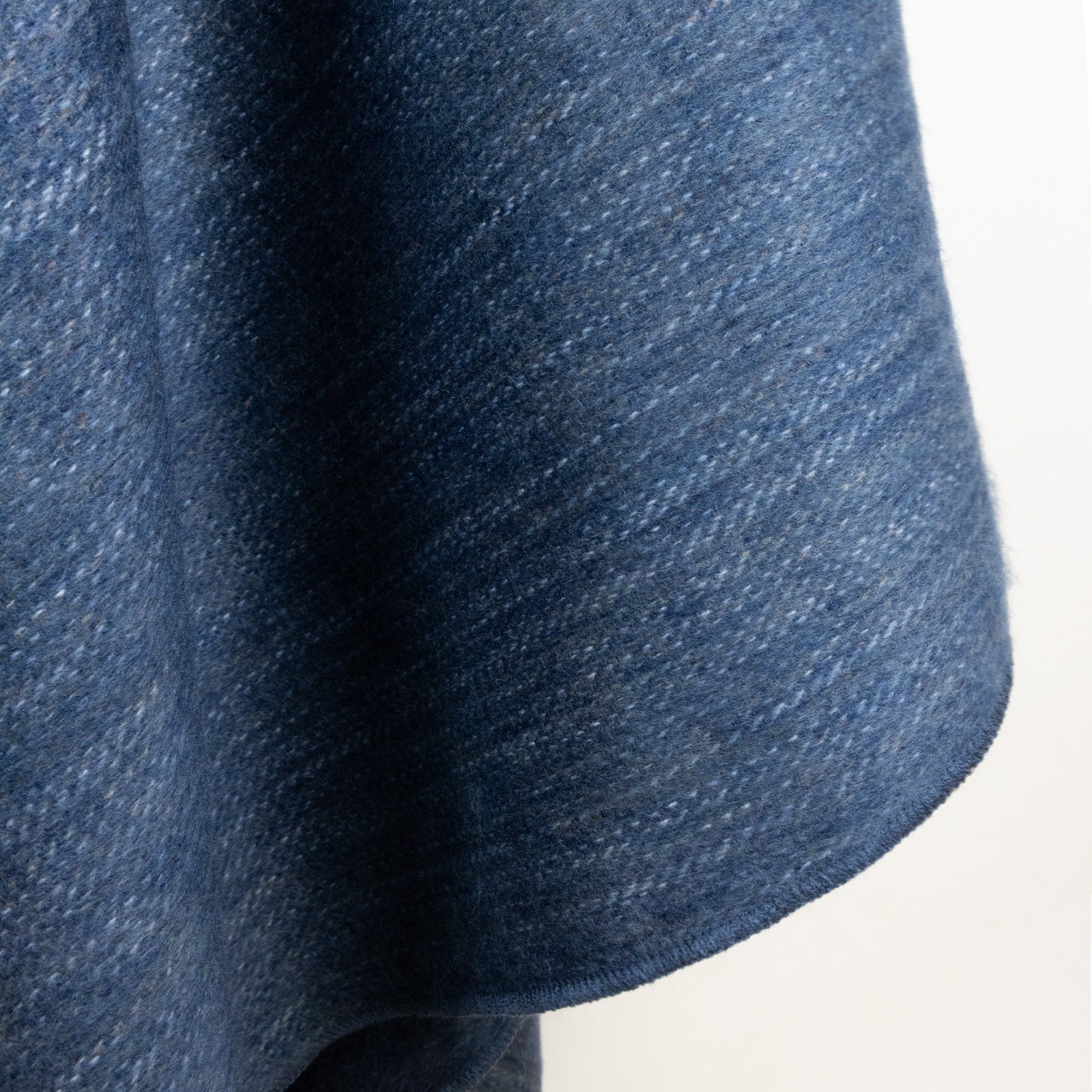 Kallari - Double Density Baby Alpaca Wool Throw Blanket / Sofa Cover - Queen 94 x 65 - Indigo Blue