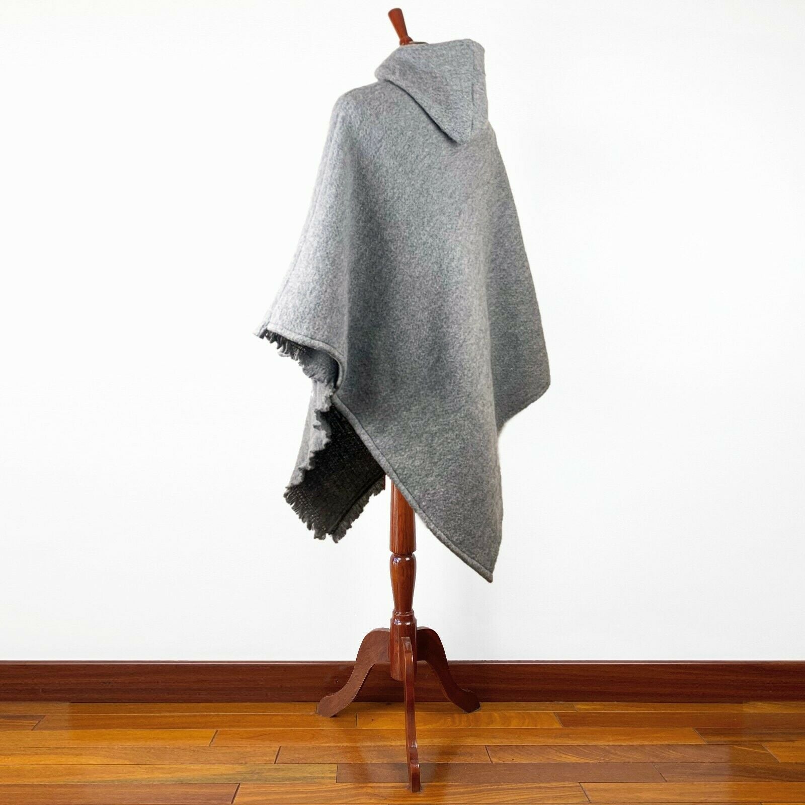 Extra Large Surfers Poncho with hood and pocket llama wool - GRAY