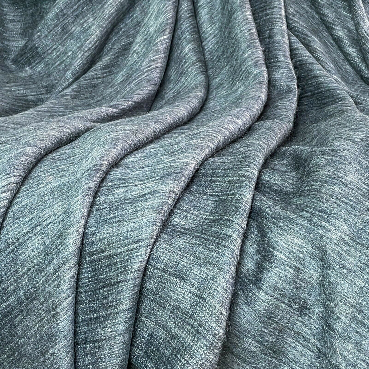 Baby Alpaca Wool Throw Blanket Queen - Llacao - plain graphite – ECUALAMA