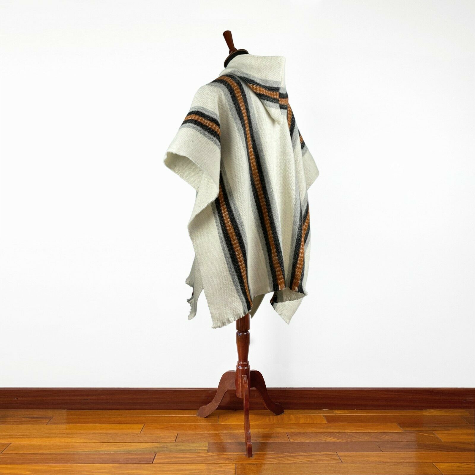 Pullaguari - Llama Wool Unisex South American Handwoven Poncho - white - striped pattern